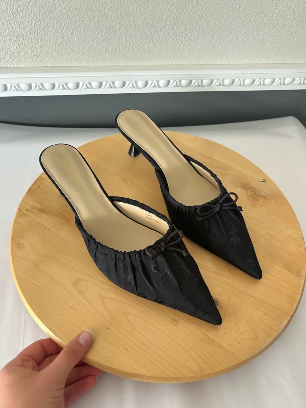 NEW For Love & Lemons Colette Black Pointed-Toe Slip-On Kitten Heels Size 9